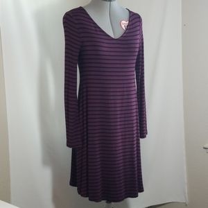 APT.9 Long Sleeved Dress. Maroon. XS